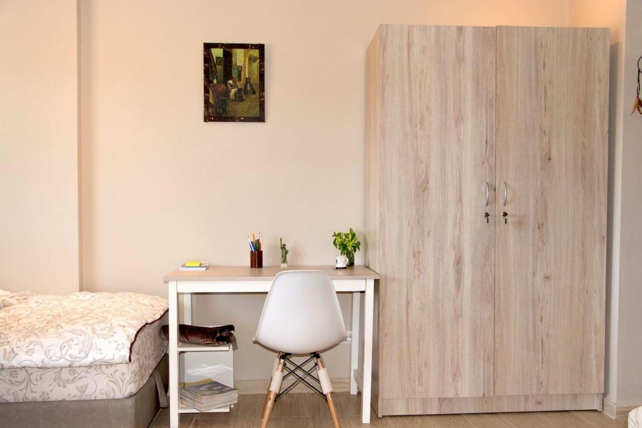 דירות אוג'דה Beau Studio, Cozy, Quartier Vivant, Proche De Tous מראה חיצוני תמונה